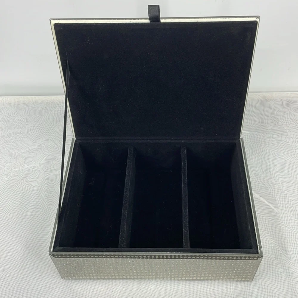 TAHARI mirrored dotted sparkly jewelry box